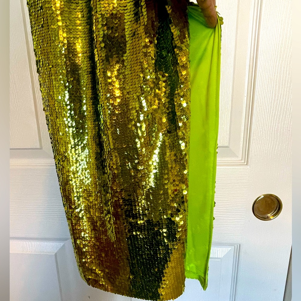 NEW Liv Foster Sequins Gown - Picture 7 of 13